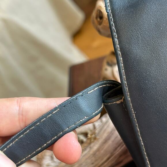 Vintage Villager Liz Claiborne Purse Blue Black Leather small Bag crossbody - Picture 10 of 16